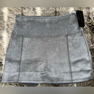 NEW NWT GREY Calliope golf skirt shorts medium runs small gray